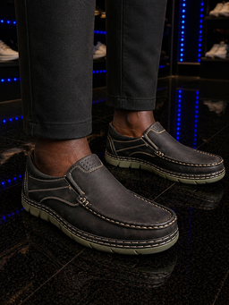 Edition Loafers 12