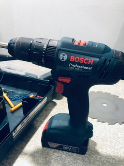 BOSCH IMPACT DRILLER