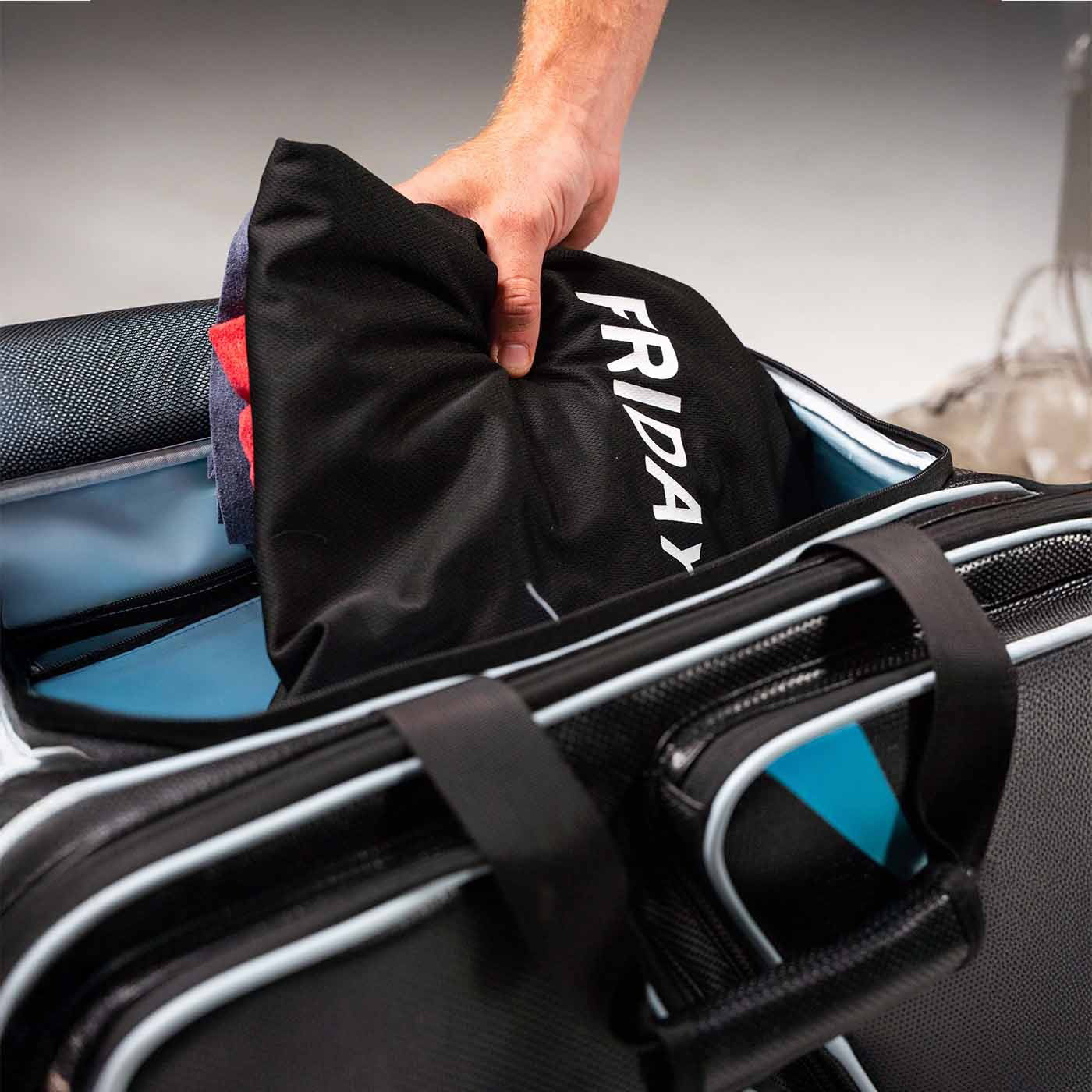 Friday Black Tour Bag_5