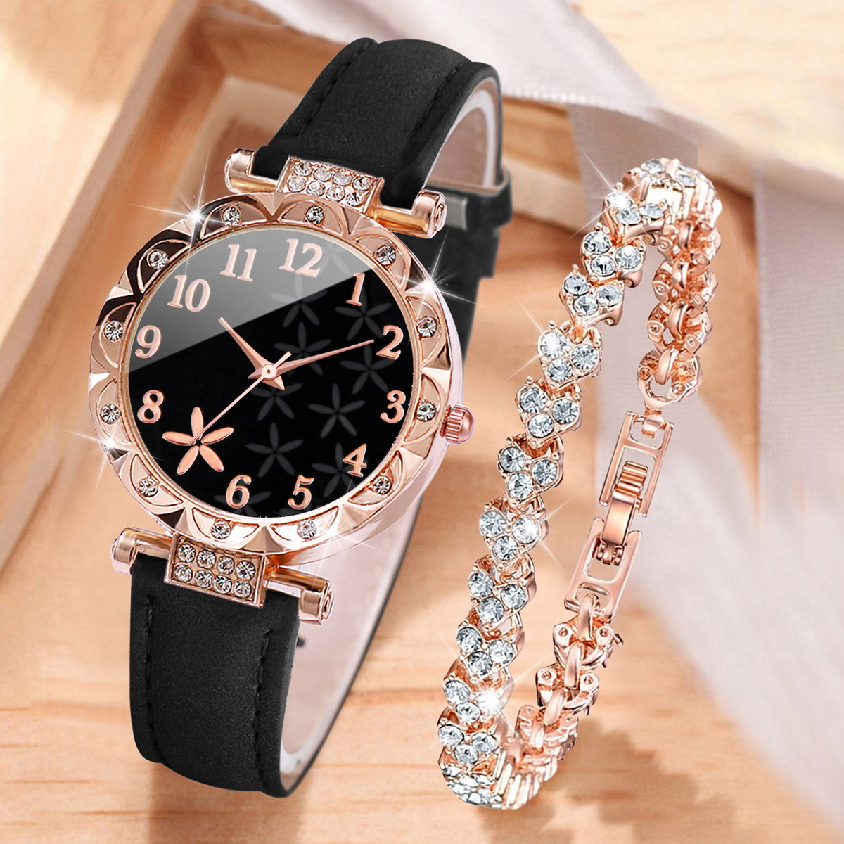 Women watch _0