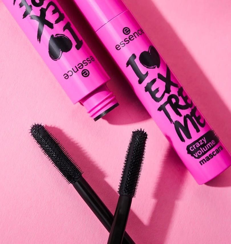 ‏ESSENCE I LOVE EXTREME CRAZY VOLUME MASCARA | ايسنس ماسكارا اكستريم لون اسود_1