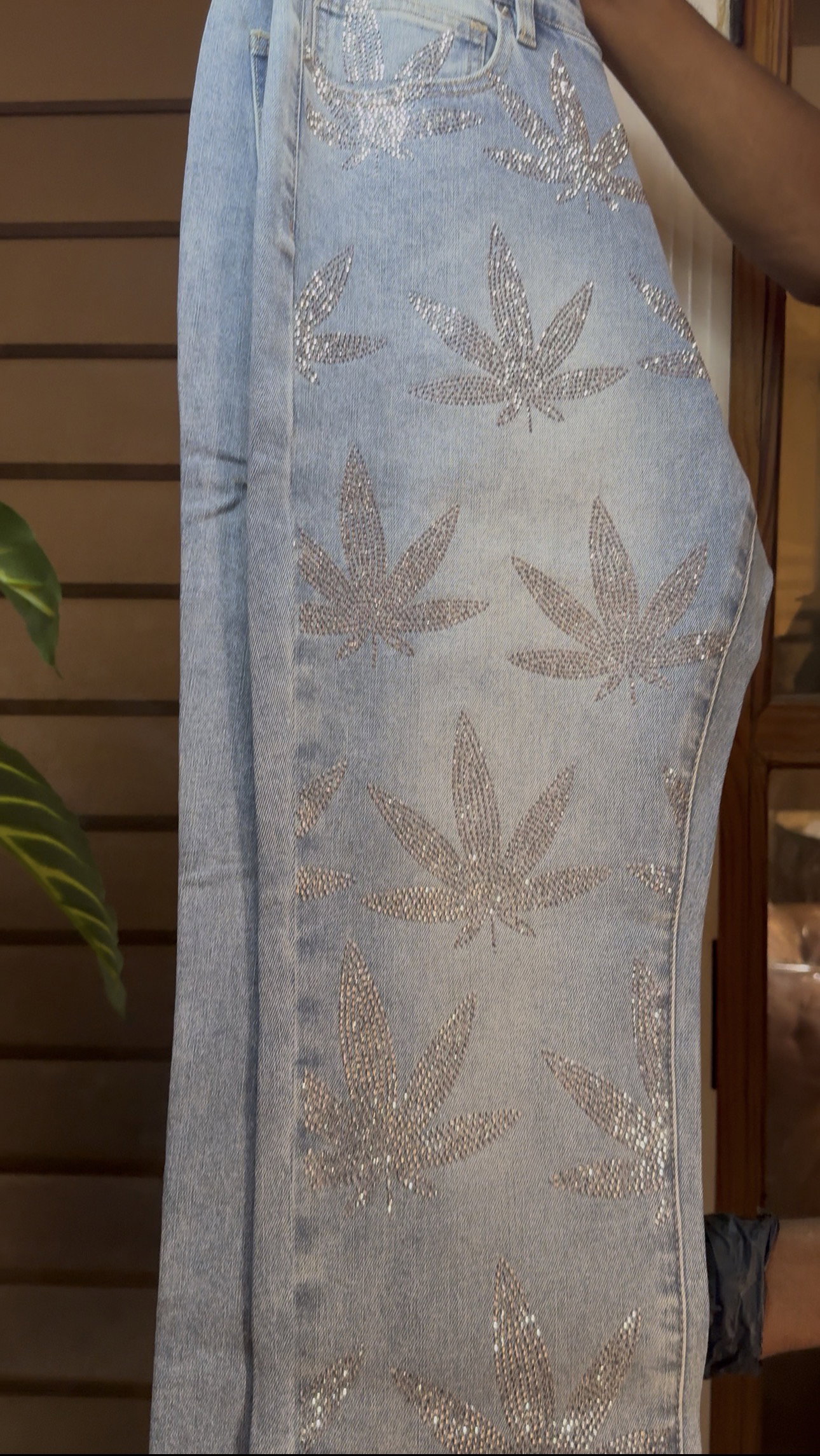 Skinny Blazing Away Rhinestone Jean - Light Blue Wash 1ZW810_4