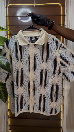 Cropped Relaxed Triangles Knit Collar Shirt - Blue 1ZW003