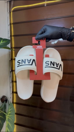 Vans Slide White 1ZW318