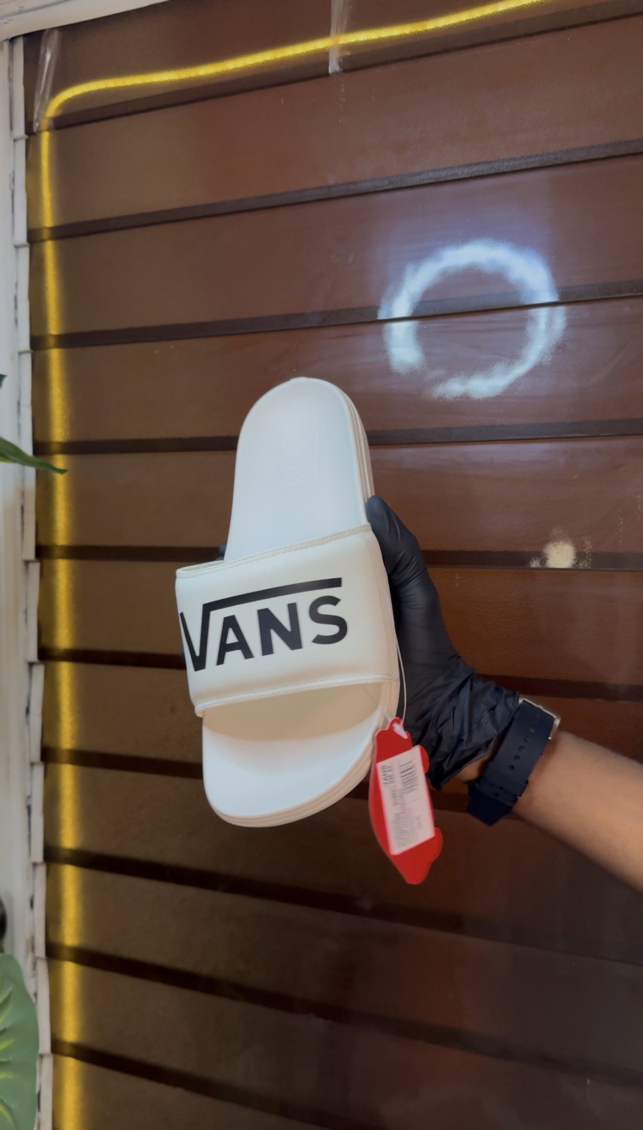 Vans Slide White 1ZW318_1