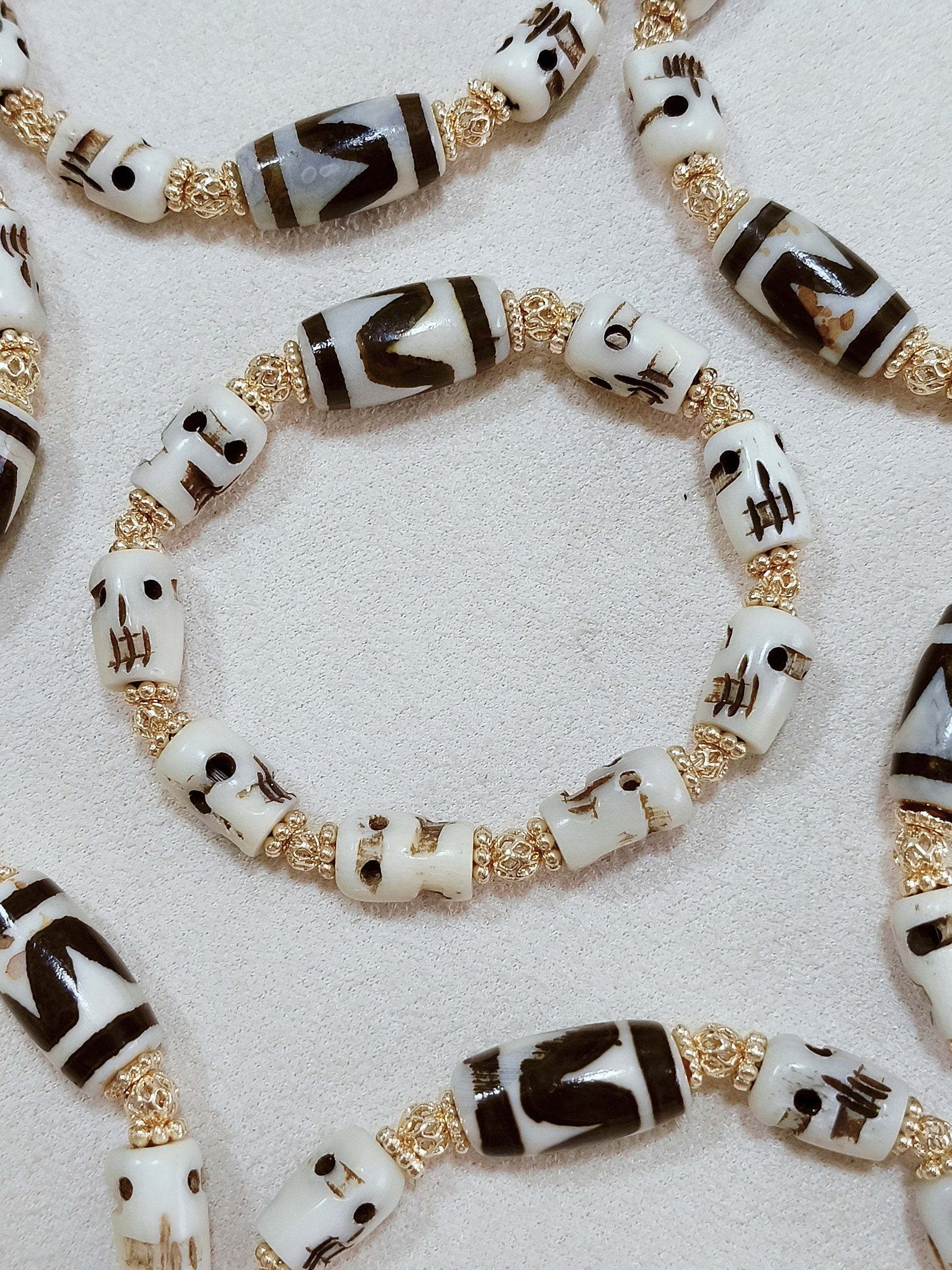 Yak Bone Chitipati + White Tiger Tooth Bracelet_3