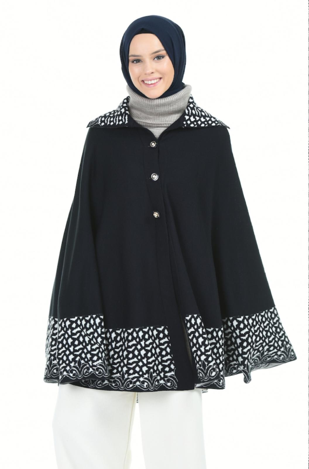 Black and White Poncho  _0