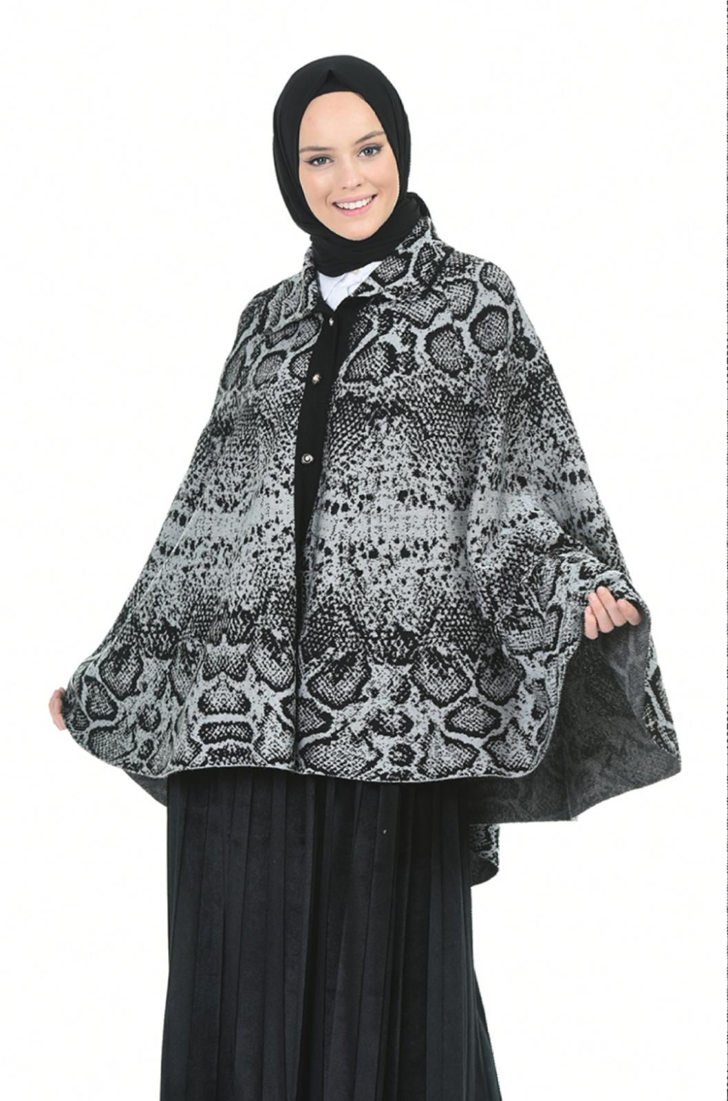 Black and Grey Poncho     _0