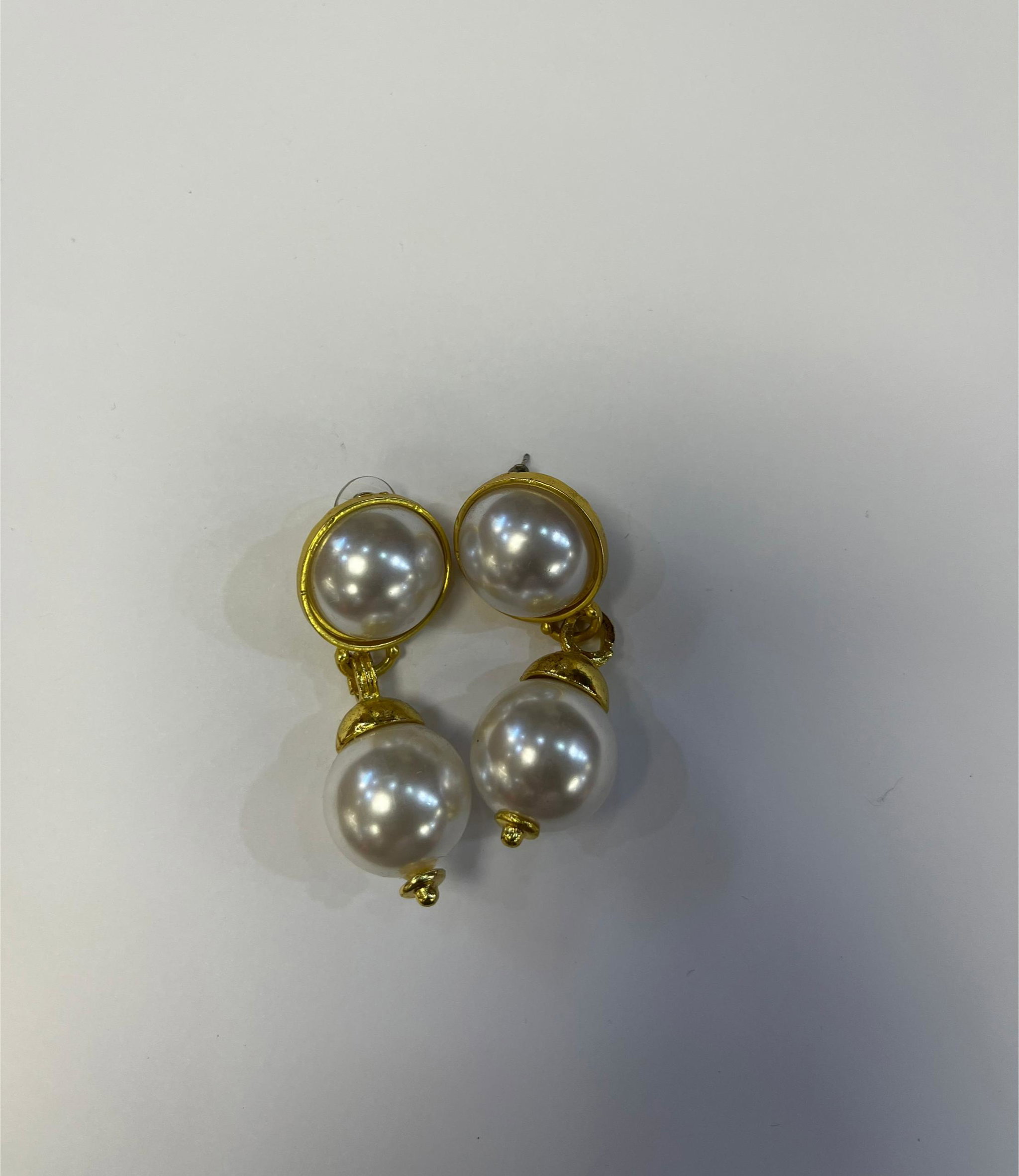 Earrings         _0