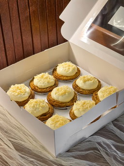 Double Rich Cheese Tart Box