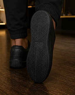 Levi Sneakers 12