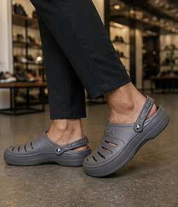 Nautica Crocs 11