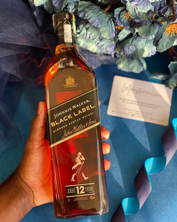 JOHNNIE WALKER BLACK LABEL 1000ML