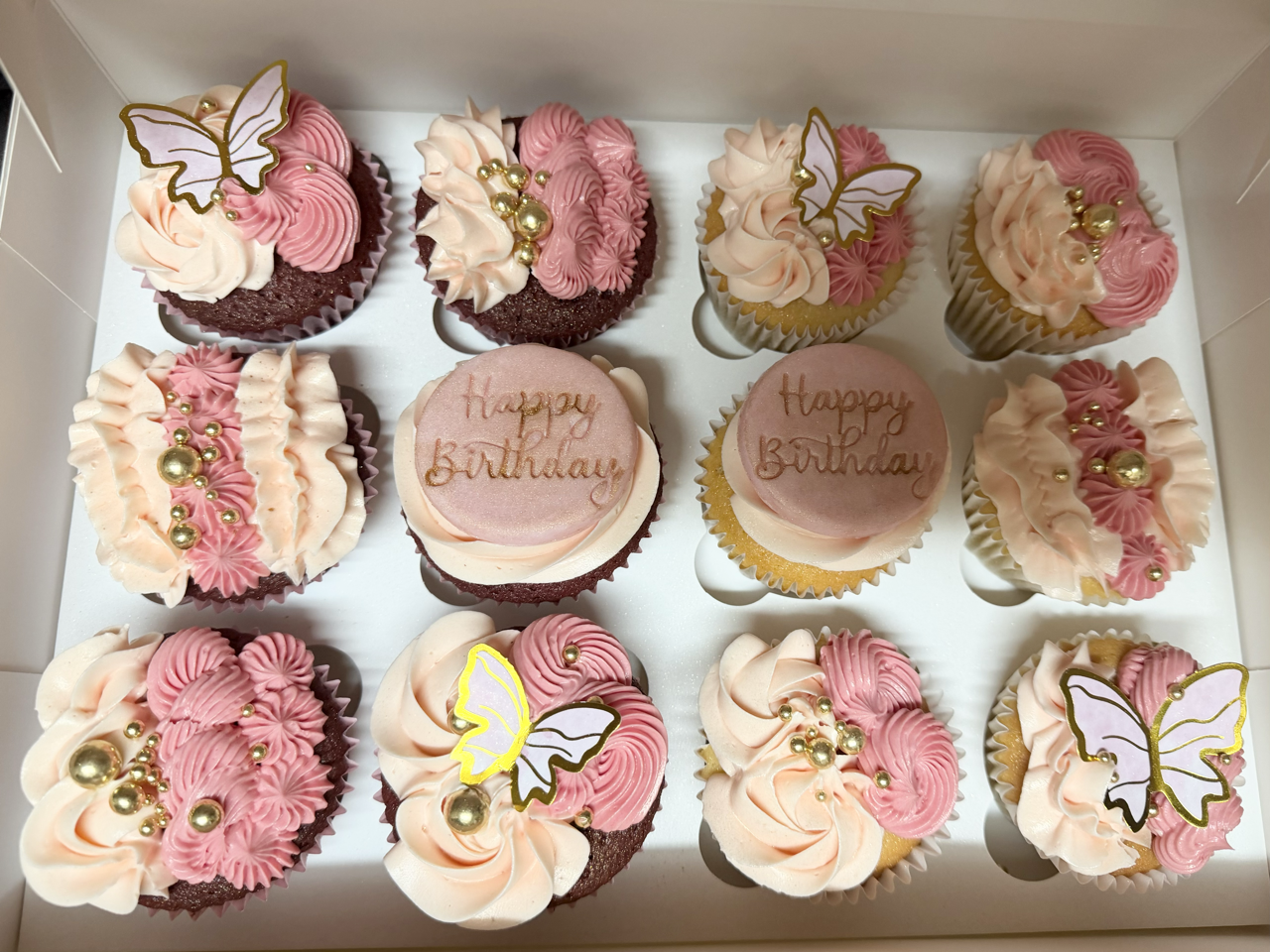 Custom Cupcakes_1
