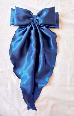 🎀 Long-Tailed Satin Bow
