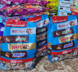 Minis Chocolate Candy Bars Variety Pack, 200 ct.