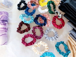 🌸 Skinny Scrunchie promo - Bundle of 20