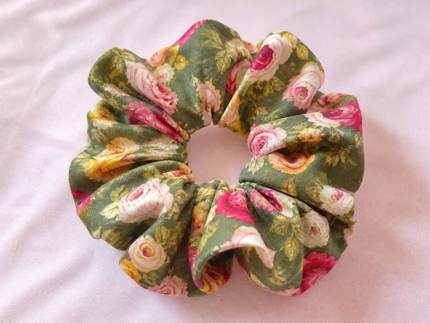 🌷 Floral Scrunchies – Your Hair’s Favorite Bouquet 🌷_12