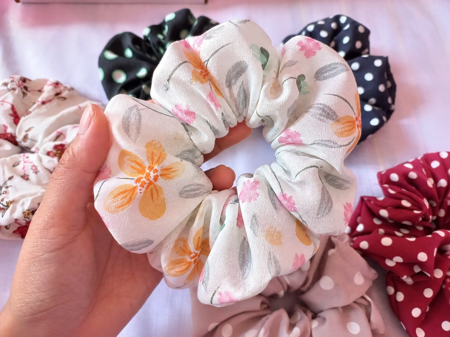 🌷 Floral Scrunchies – Your Hair’s Favorite Bouquet 🌷_39