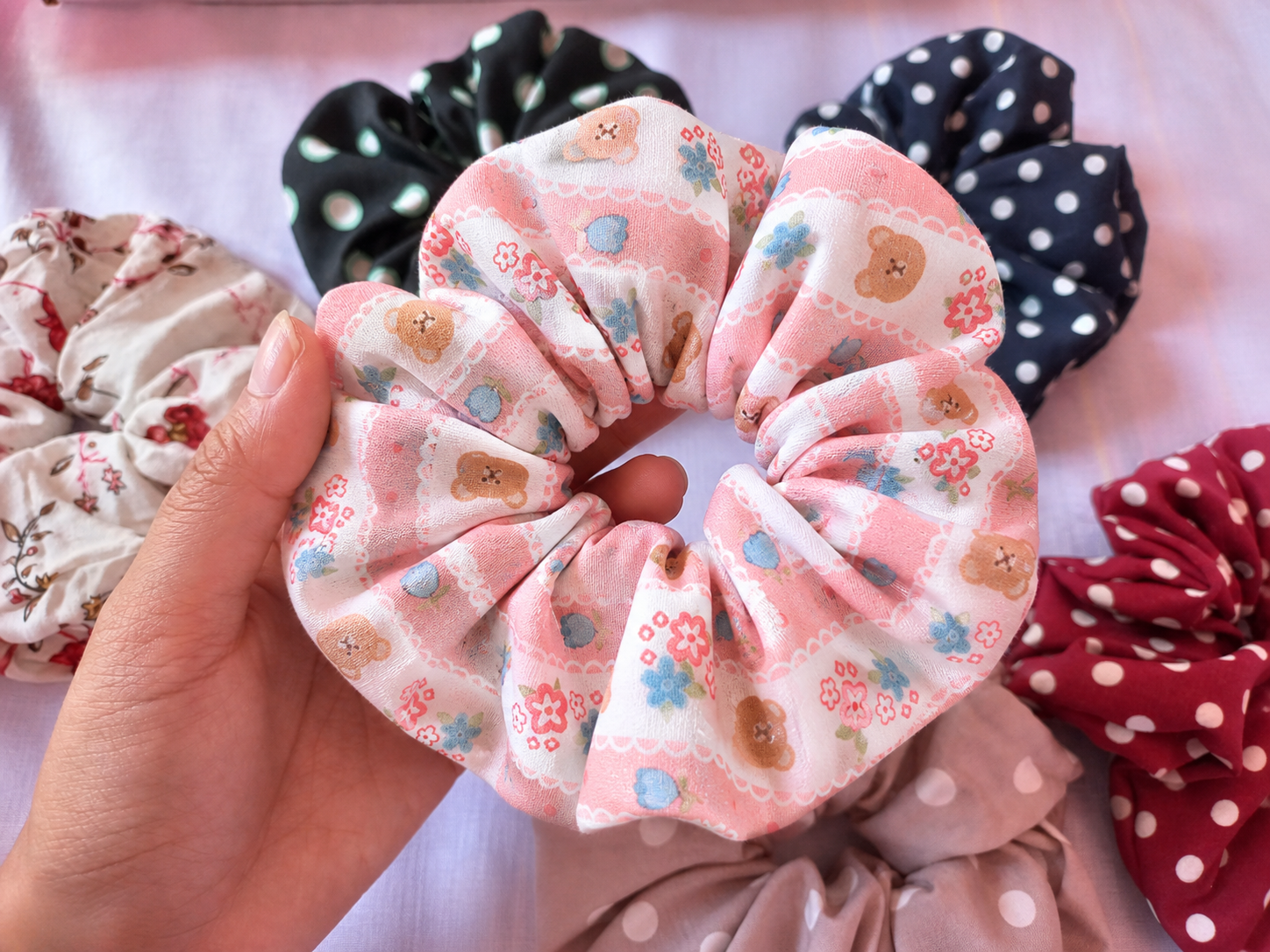 🌷 Floral Scrunchies – Your Hair’s Favorite Bouquet 🌷_41