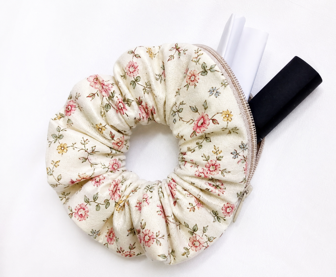 ๐ผ Zip Scrunchie โ Your Little Secret Keeper
