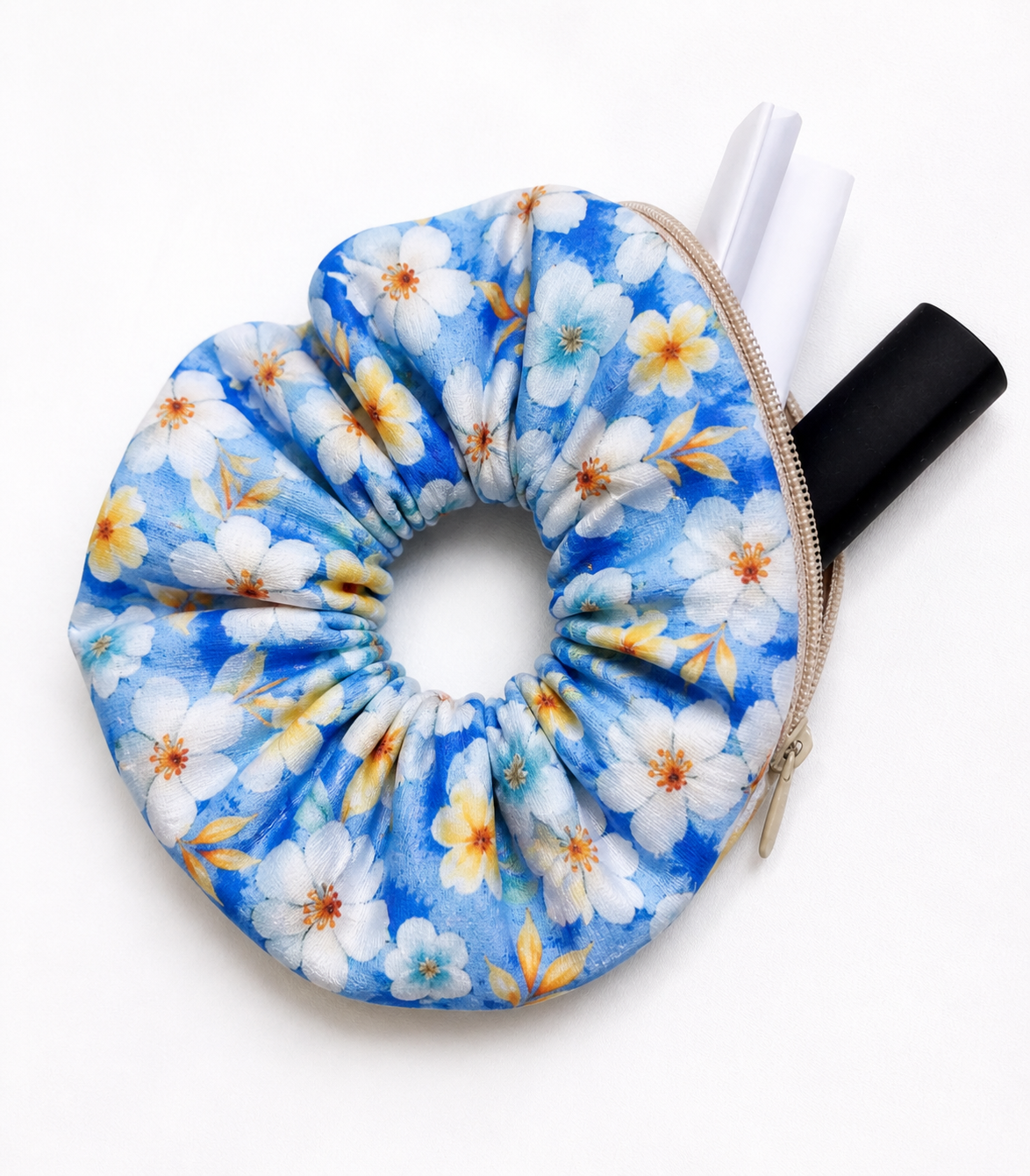 🌼 Zip Scrunchie – Your Little Secret Keeper_5