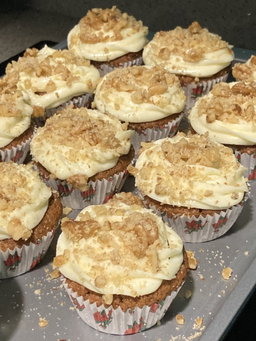 Carrot Cake - Cupcakes & Madeleines