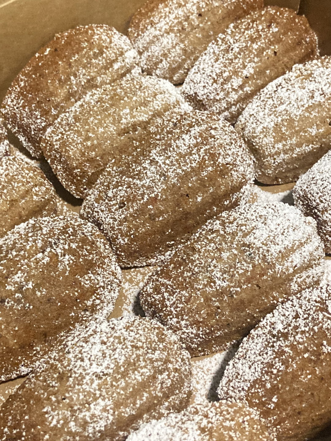 Carrot Cake Madeleines (Box of 15)