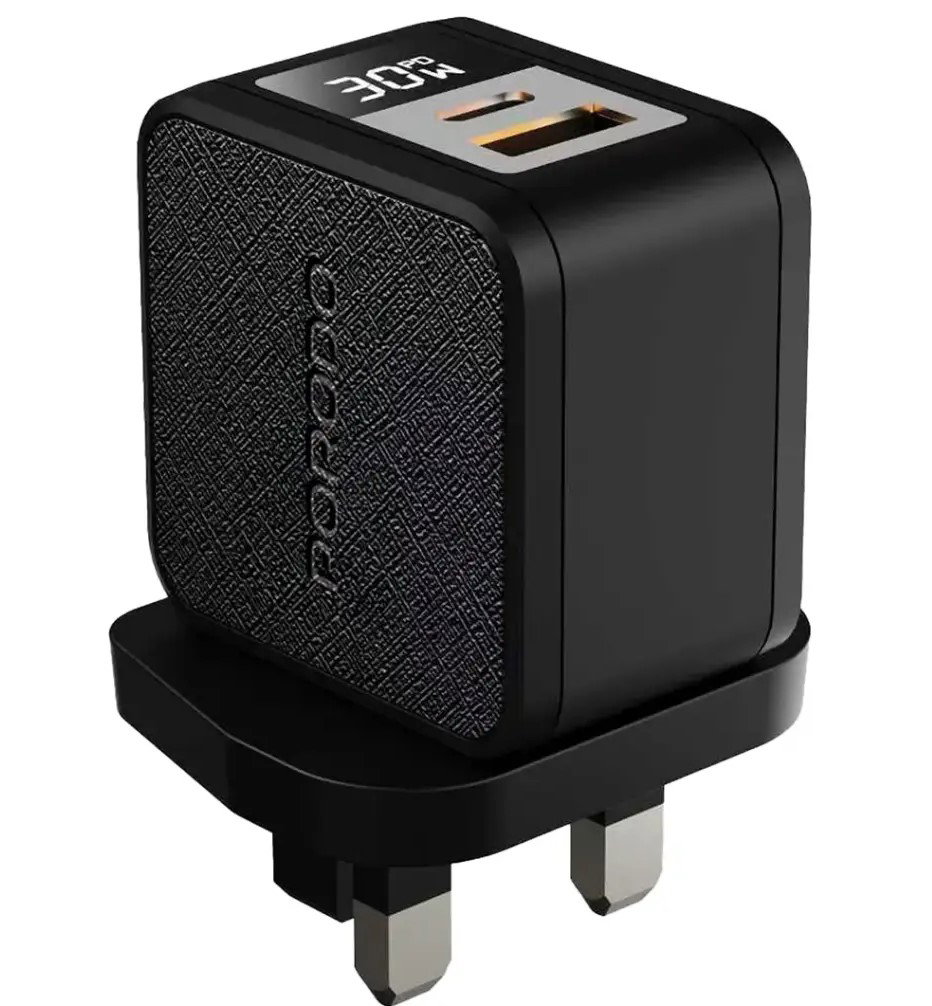 Porodo Quantum 30W A+C UK GaN Charger with Digital Screen with C - L 60W 3A Braided Cable :