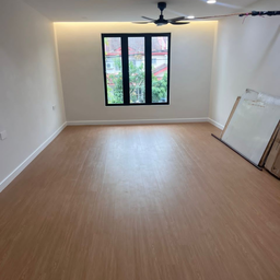 HERO ROYAL SPC FLOOR 4MM (10PC/24SQFT)