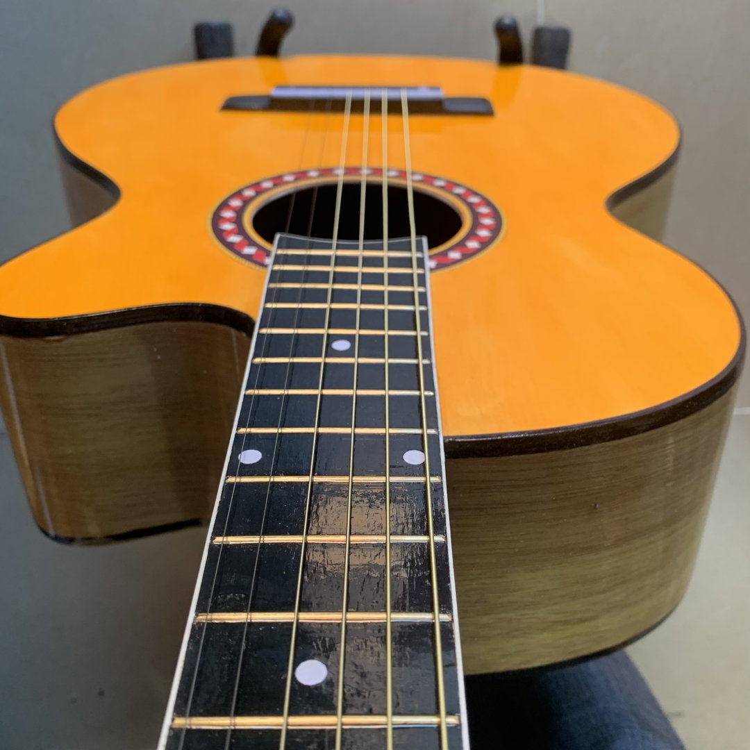 Guitar acoustic 3/4