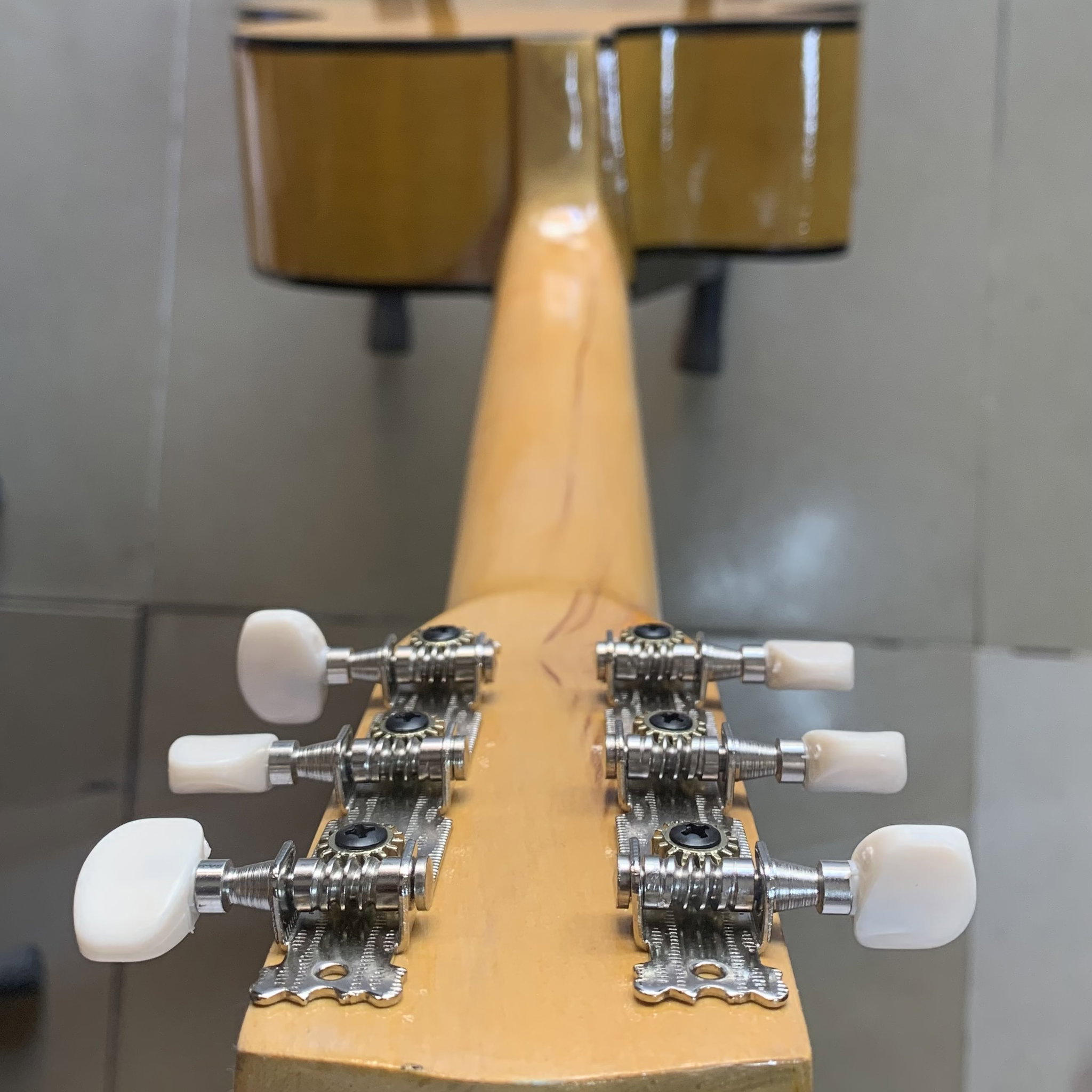 Guitar acoustic 4/4_8
