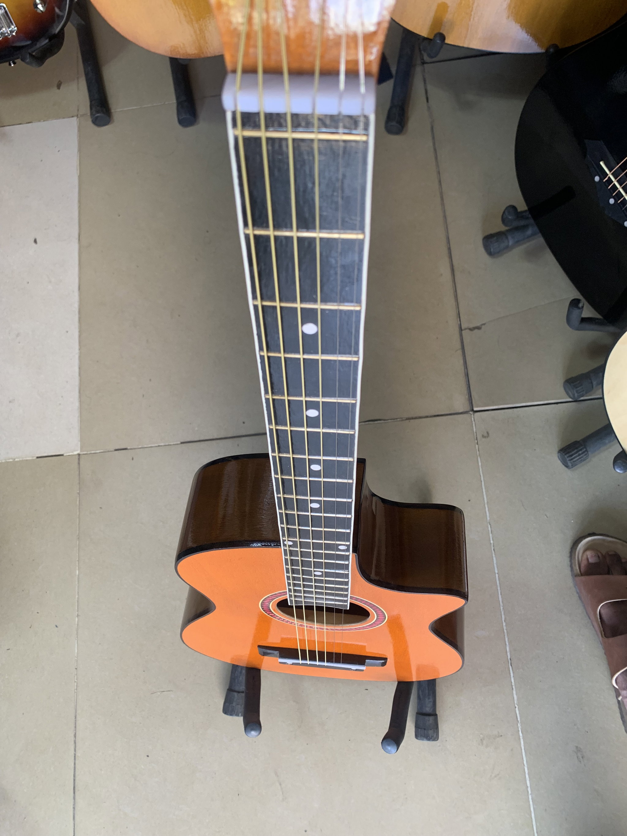 Guitar acoustic 4/4_6
