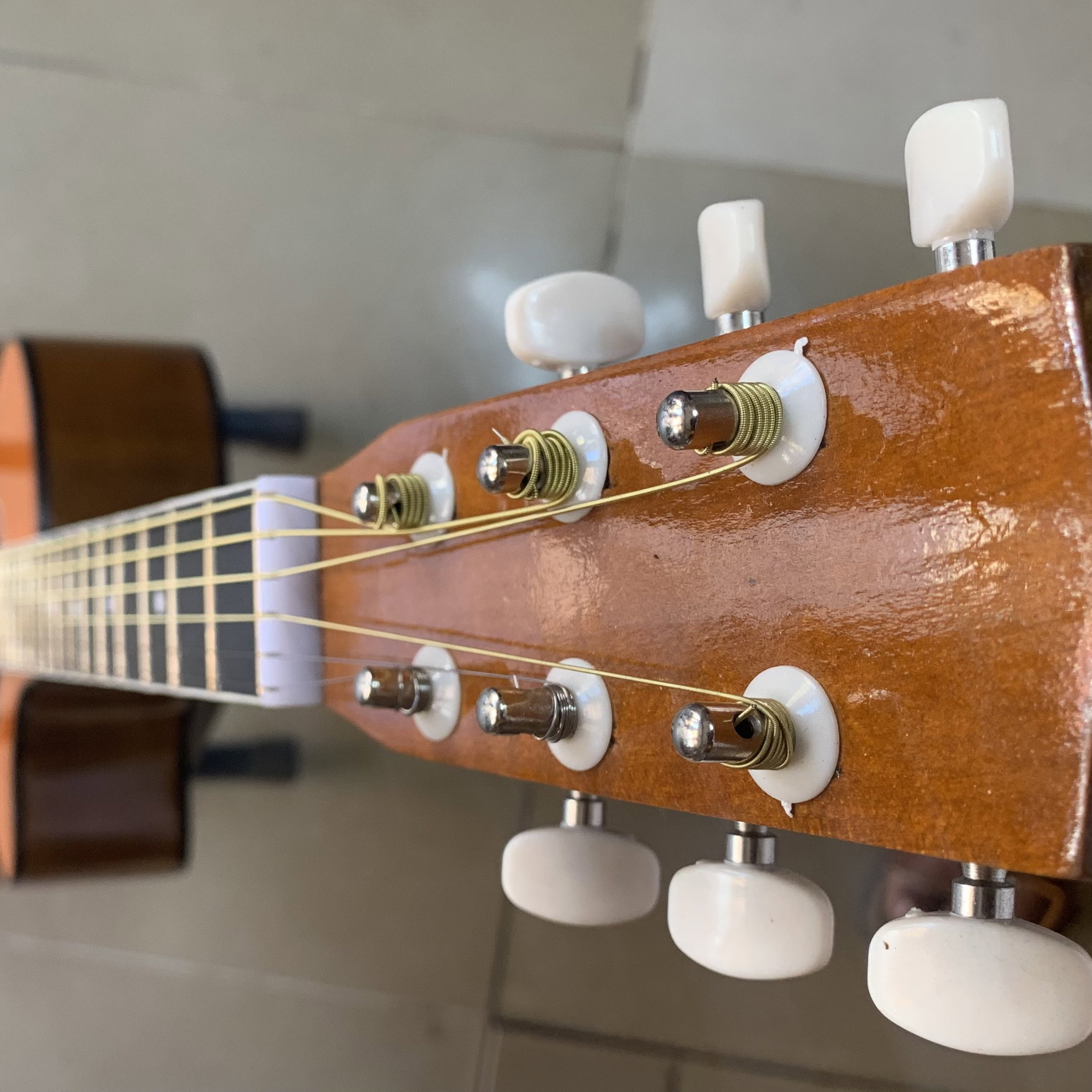 Guitar acoustic 4/4_7