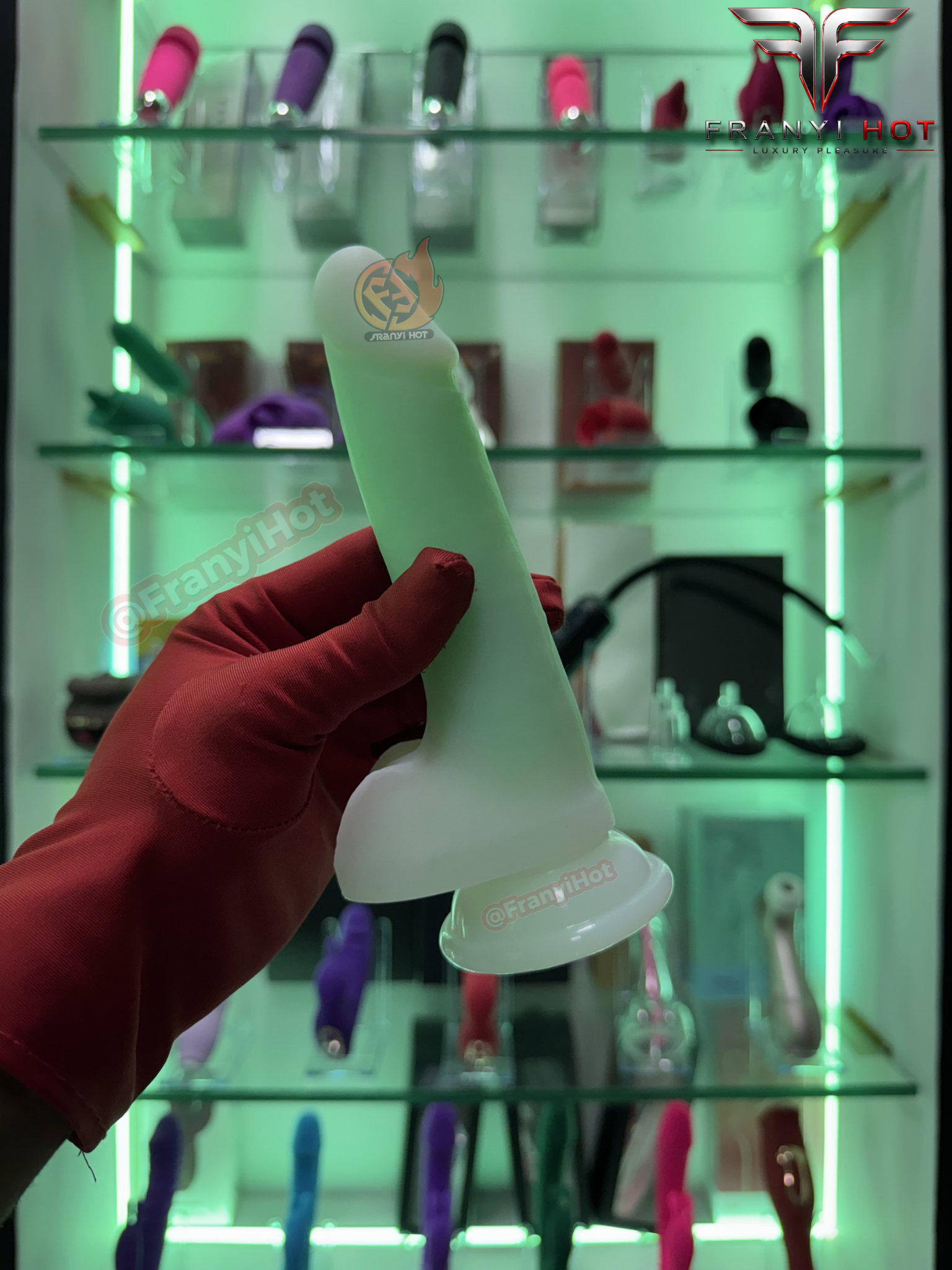 Pene transparente con verde _0