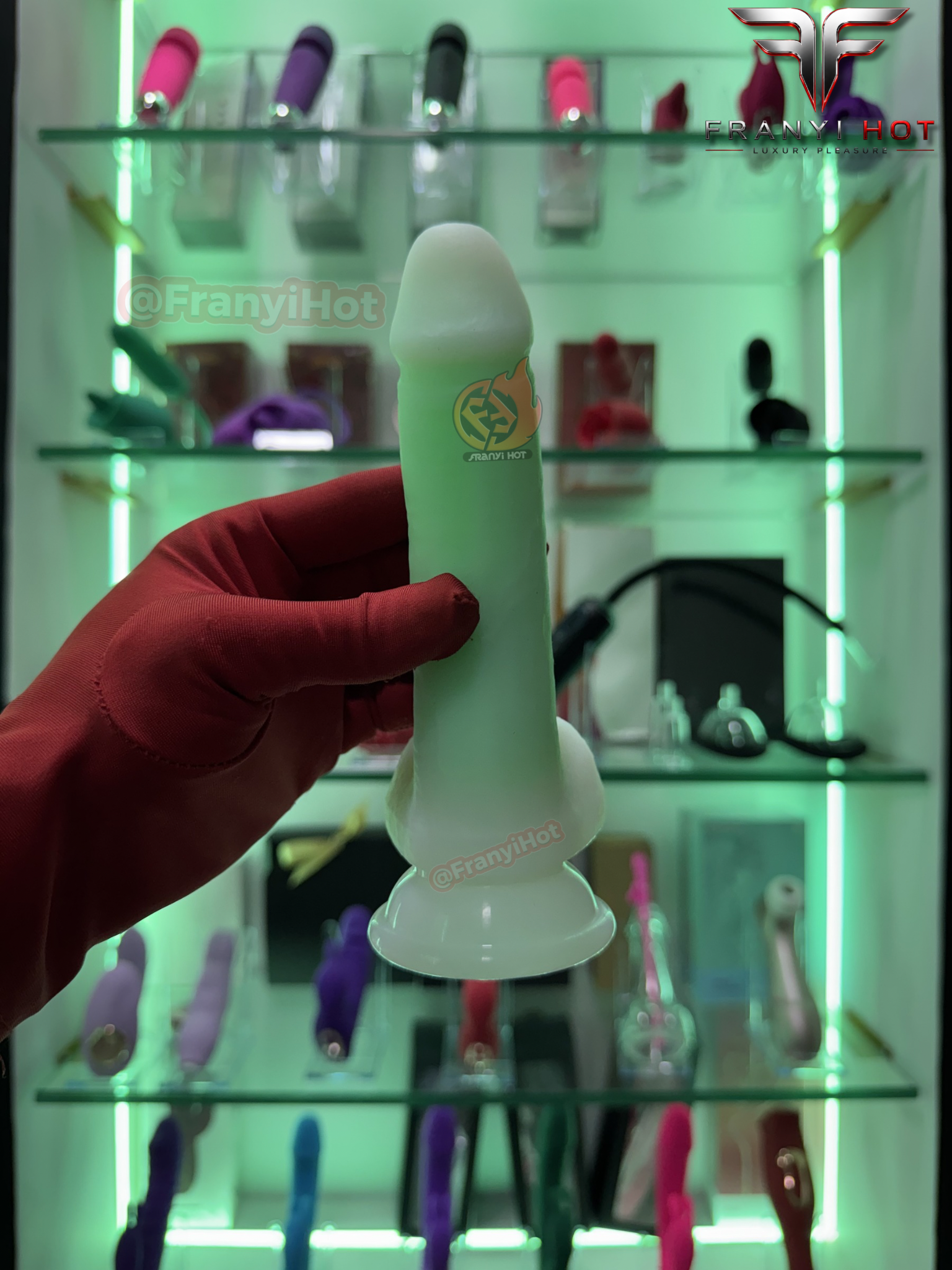 Pene transparente con verde _1