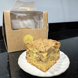 Apple Crumble Cake