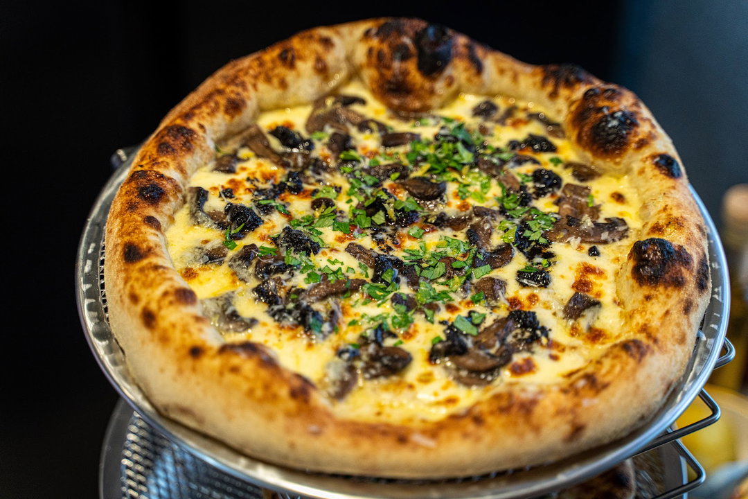 12" Truffle Mushroom (V)