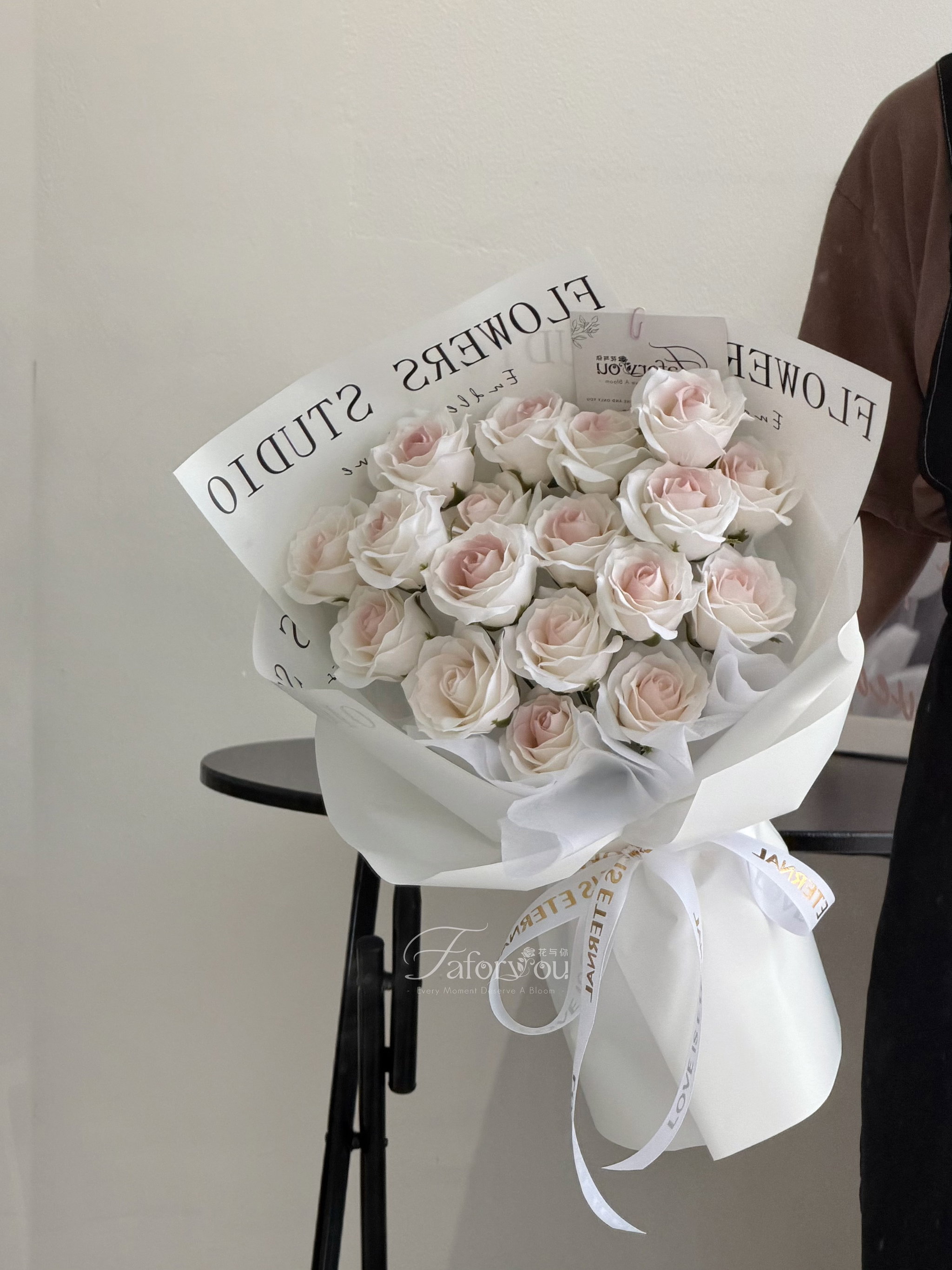 Vanilla Blush Soap Rose Bouquet _0