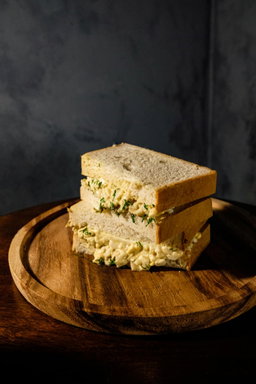 TAMAGO SANDO