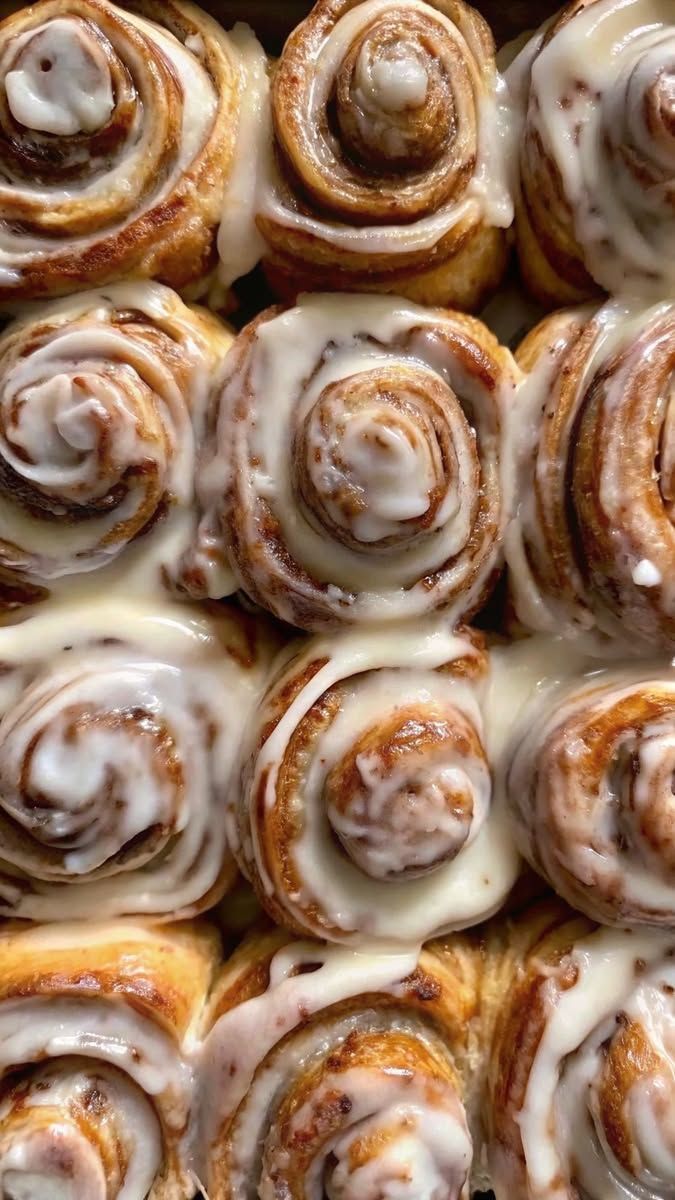 Cinnamon Rolls 