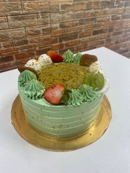 BIRTHDAY CAKES