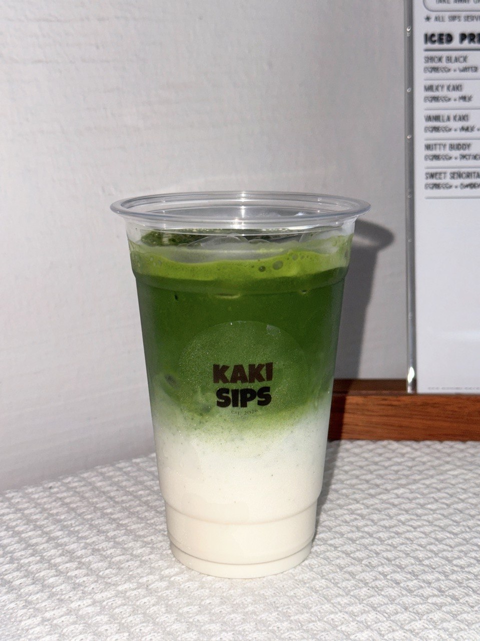 earthy kaki_0