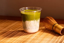 Iced Matcha Oatmilk Latte