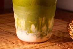 Iced Matcha Oatmilk Latte