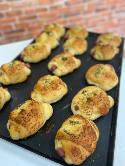 8 pcs of sweetbun(per box)