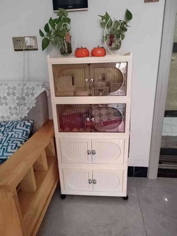 KABATI PLASTIC NGAZI TANO 