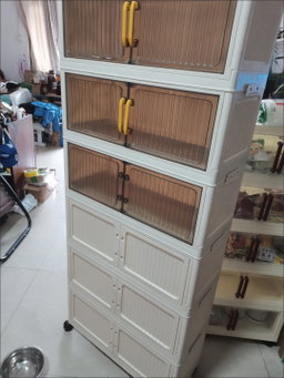 KABATI PLASTIC NGAZI TANO 