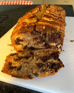 🍫 Luxury Banana Choc-Chip Sourdough Cake / Loaf