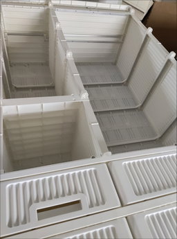 KABATI PLASTIC KUBWA MILANGO MITATU LA DROW KWA CHINI